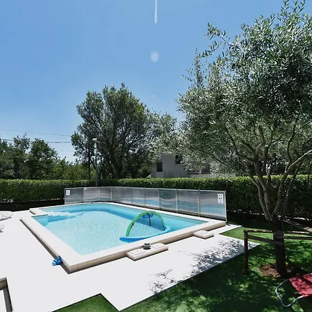 Maravilla Villa *